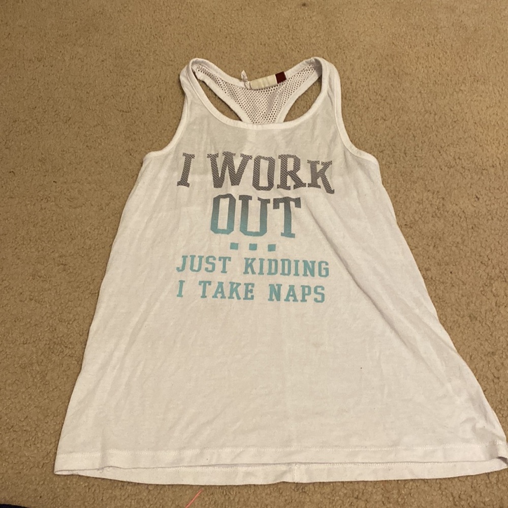 Tank top bundle - Picture 2 of 4